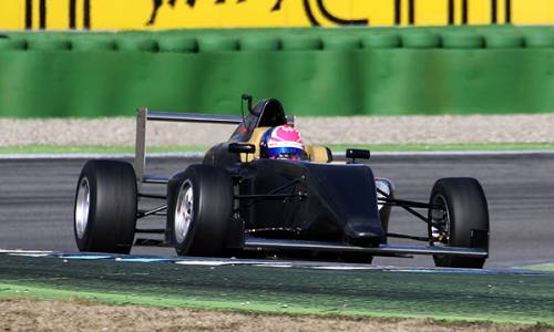 Carrie Schreiner mit Piro Sports in ADAC Formel 4
